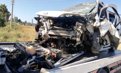 Antalya’da feci kaza: Baba öldü anne ve 2 çocuğu yaralandı