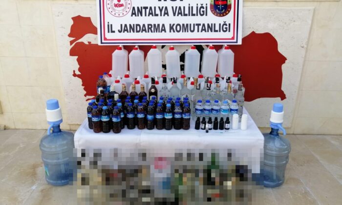 Antalya’da kaçak içki operasyonu
