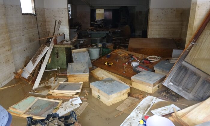 Arhavi’de sular çekilmeye başlayınca bilançonun büyüklüğü ortaya çıkmaya başladı