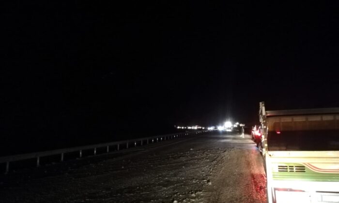 Aşırı yağışlar sürücülere zor anlar yaşattı