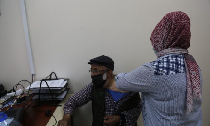 Aşıya ulaştırmak için seferber oldular