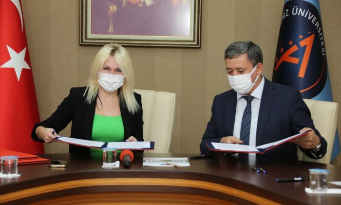 AÜ ile Özbekistan Üniversiteleri arasında iş birliği protokolü