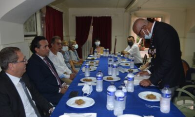 Ayvalık’ta protokol bayramlaştı