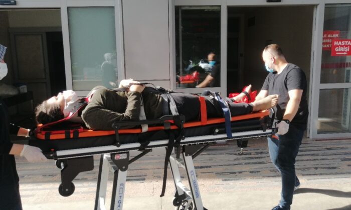 Babasına yardım ederken ikinci kattan beton zemine düştü