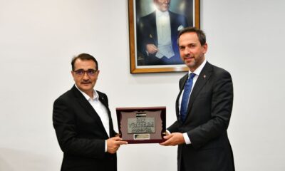 Bakan Dönmez’den KARDEMİR’e ziyaret