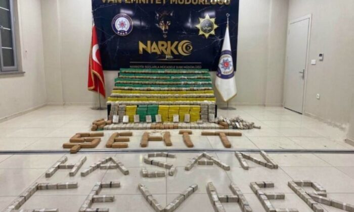 Bakan Soylu: “Hakkari’de 449 kilogram eroin ele geçirildi”