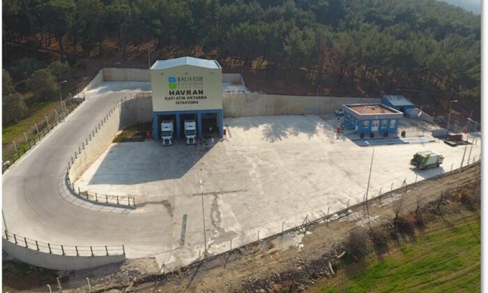 Balıkesir Büyükşehir, bayramda 11 bin ton evsel atık topladı