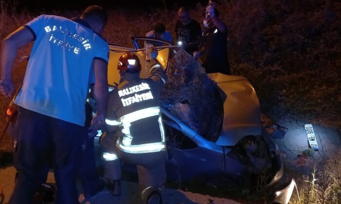 Bandırma’da iki araç çarpıştı : 5 yaralı