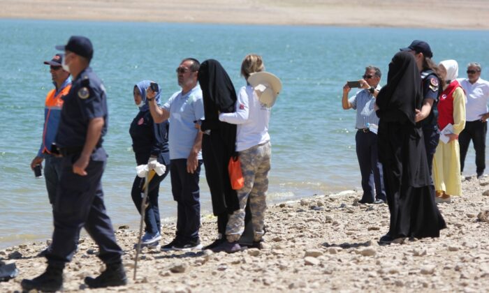 Baraj gölünde kaybolan 3 kızın cesedine ulaşıldı