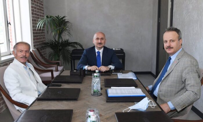 Başkan Aydıner, Bakan Karaismailoğlu ile bir araya geldi