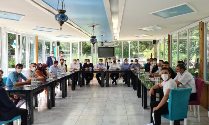 Başkan Ceyhun, Emet’te gençlerle buluştu