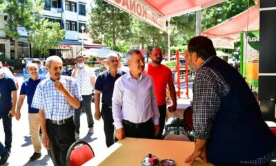 Başkan Çınar, esnafın talepleri dinledi