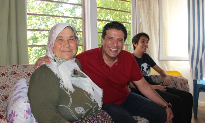 Başkan Genç bayram tatilinde yayla evlerine konuk oldu
