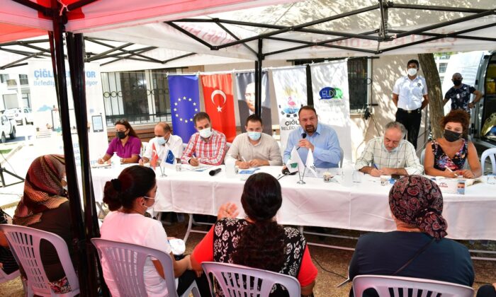 Başkan Gümrükçü, mahalle toplantılarını Balatçık Mahallesi ile sürdürdü