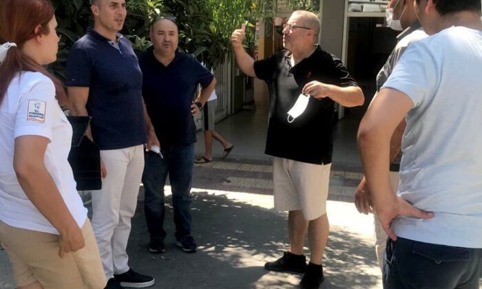 Başkan Günel ve ekibi mahalle ziyaretlerini sürdürüyor