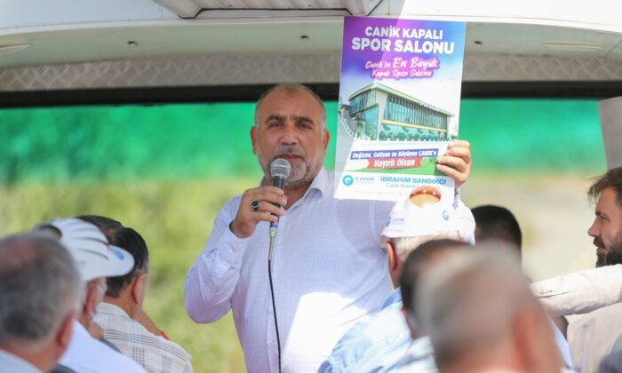 Başkan Sandıkçı, Canik’teki muhtarlarla yeni yatırımları gezdi