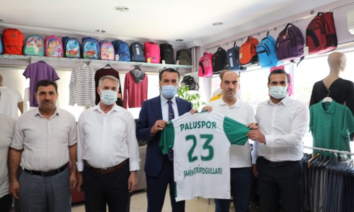 Başkan Şerifoğulları, “Belediyecilik hizmetleri gönül işidir”