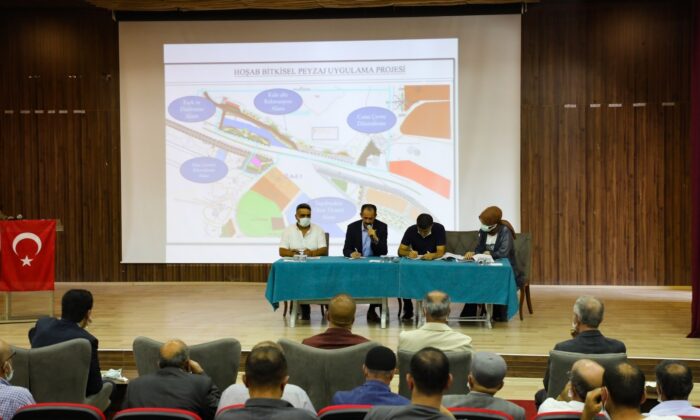 Başkan Tanış, Hoşablı esnafla bir araya geldi