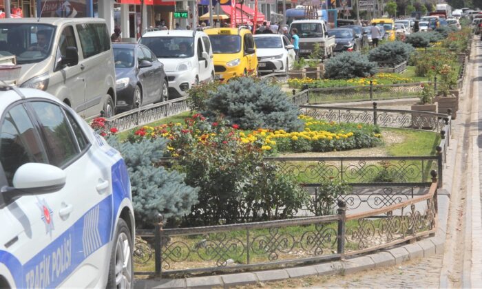 Bayburt’ta trafiğe kayıtlı araç sayısı 16 bin 75 oldu
