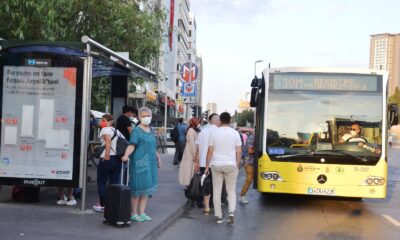 Bayram bitti mesai başladı, Megakent trafikle güne uyandı