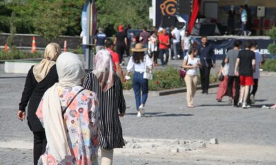 Bayram tatilinde vatandaşlar Harput’a akın etti
