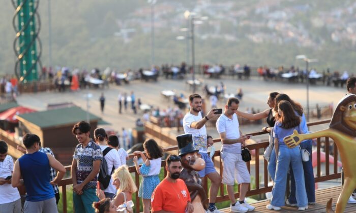 Bayram tatilinin gözdesi Pamukkale oldu