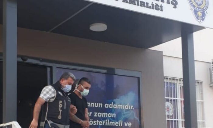 Bayram ziyaretine giderken yakalandı