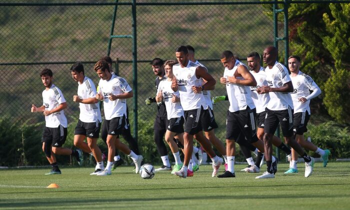 Beşiktaş yeni sezon hazırlıklarını sürdürüyor