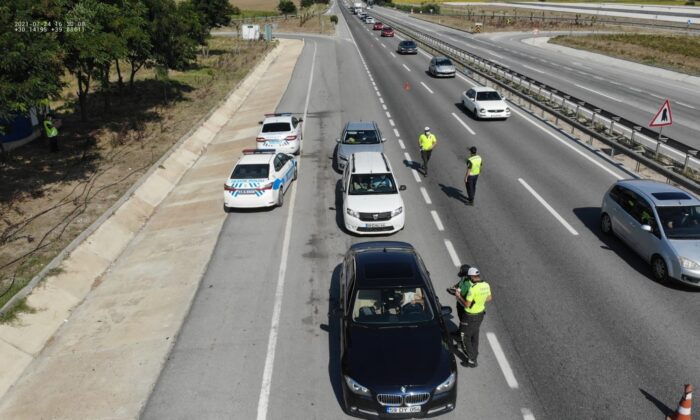 Bilecik’teki bayram tatili trafik denetimleri