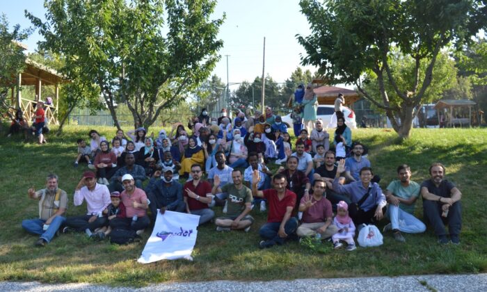 Bir dünya bir arada bayramlaştı