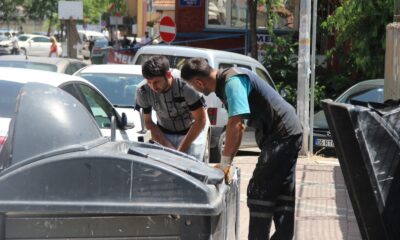 Bir poşet altınını çöp sanıp attığını eşinden öğrendi