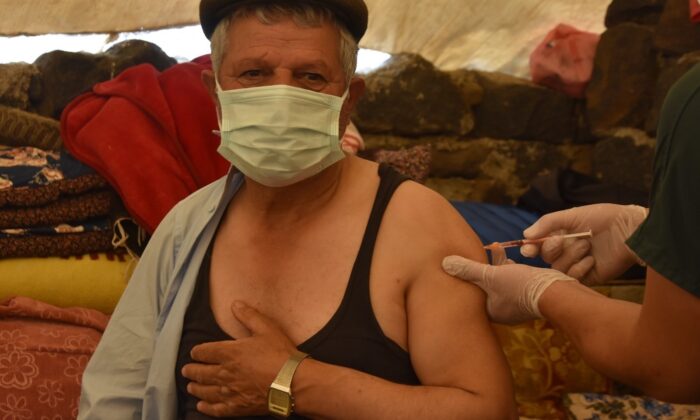 Bitlis’te 150 yaylacı çadırlarında aşı oldu