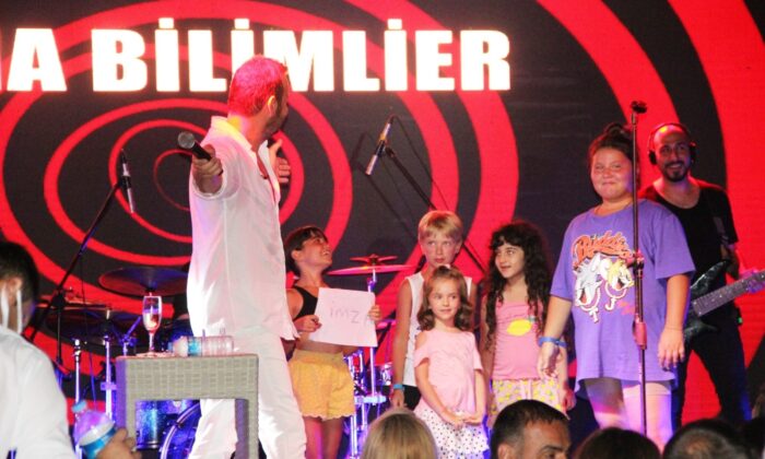 Bodrum Bayram’da Deha Bilimlier ile coştu