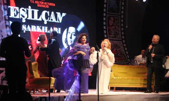 Bodrum Kalesi’nde Yeşilçam Şarkıları yankılandı