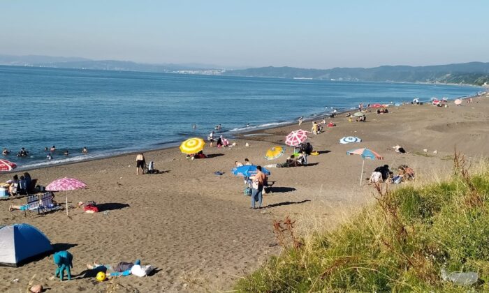 Boğulma tehlikesi geçiren kadın hastaneye kaldırıldı