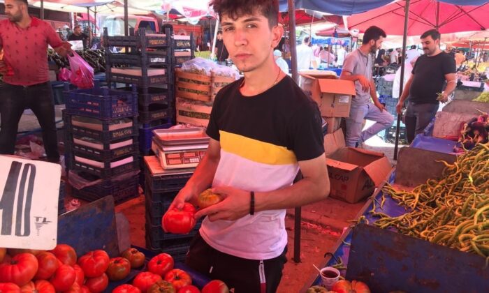 Bu yaz pazarda çileğin fiyatı düşmedi