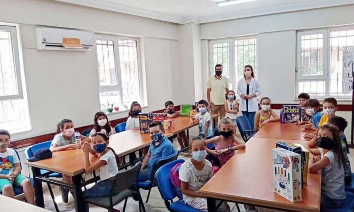 Burhaniye’de zeka oyunları kursu ilgi gördü