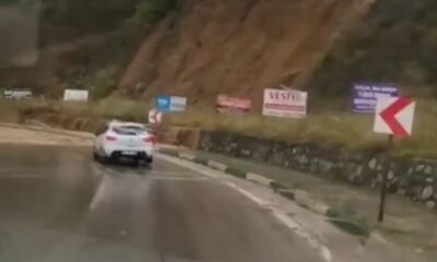 Bursa’da sağanak yağış sonrası yol çöktü