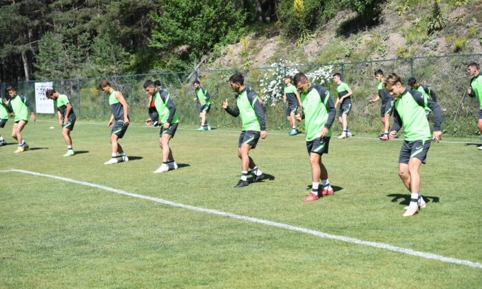 Bursaspor yeni sezona ağır antrenmanlarla hazırlanıyor