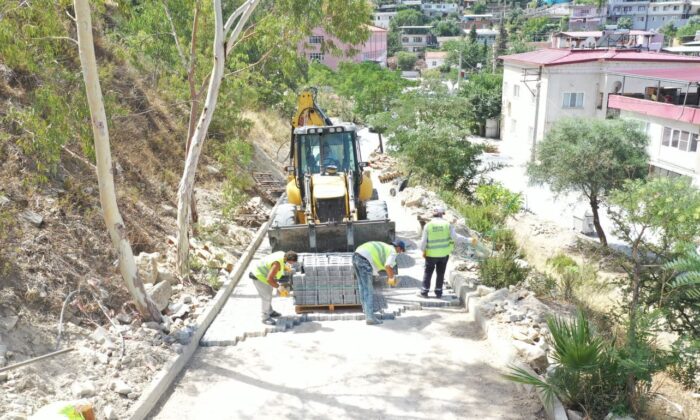 Büyükşehir’in Koçarlı’daki yatırımları sürüyor