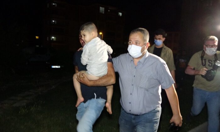 Çanakkale’de otizmli çocuk 5 buçuk saat sonra bulundu