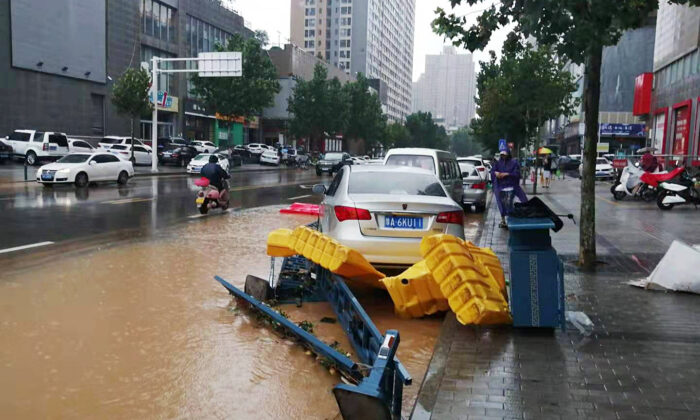 Çin’de sel felaketi: 12 ölü