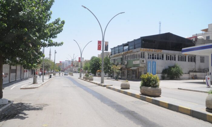 Cizre tarihinin en sıcak yaz günlerini yaşıyor