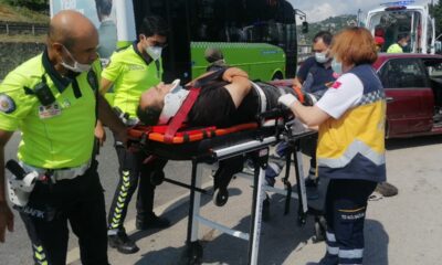 D-100’de otomobil bariyerlere çarptı: 1 yaralı