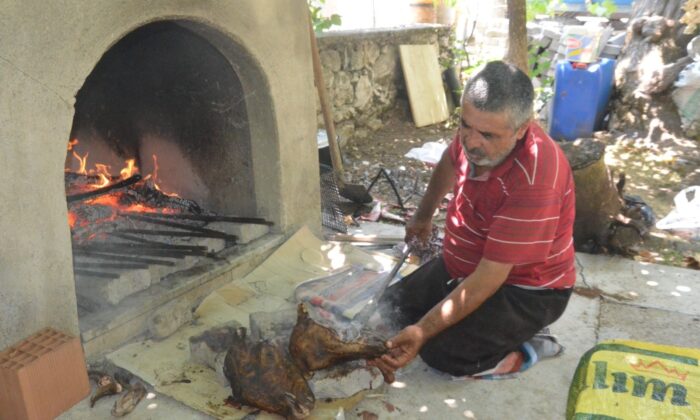 Denizli’de kelle ütüleme geleneği yaşatılıyor