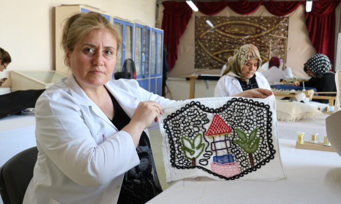 Domuztepe’nin figürleri ilmek ilmek işleniyor