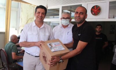 Döşemealtı’ndaki kahveci esnafına belediyeden hediye paketi