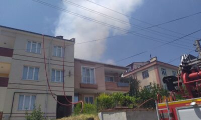 Edirne’de bir apartmanın çatısında çıkan yangın söndürüldü