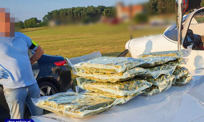 Eğitim uçağıyla İspanya’dan Polonya’ya uyuşturucu sevkiyatı