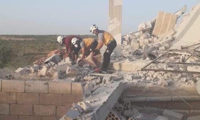 Esad rejimi İdlib’de sivilleri vurdu: 8 ölü